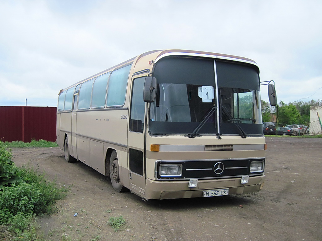 Карагандинская область, Mercedes-Benz O303 № M 563 CK