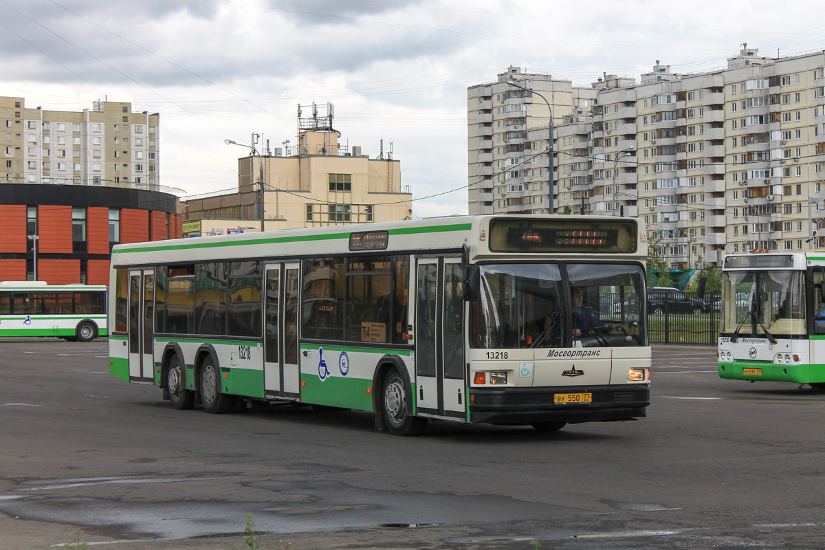 Moscow, MAZ-107.066 # 13218