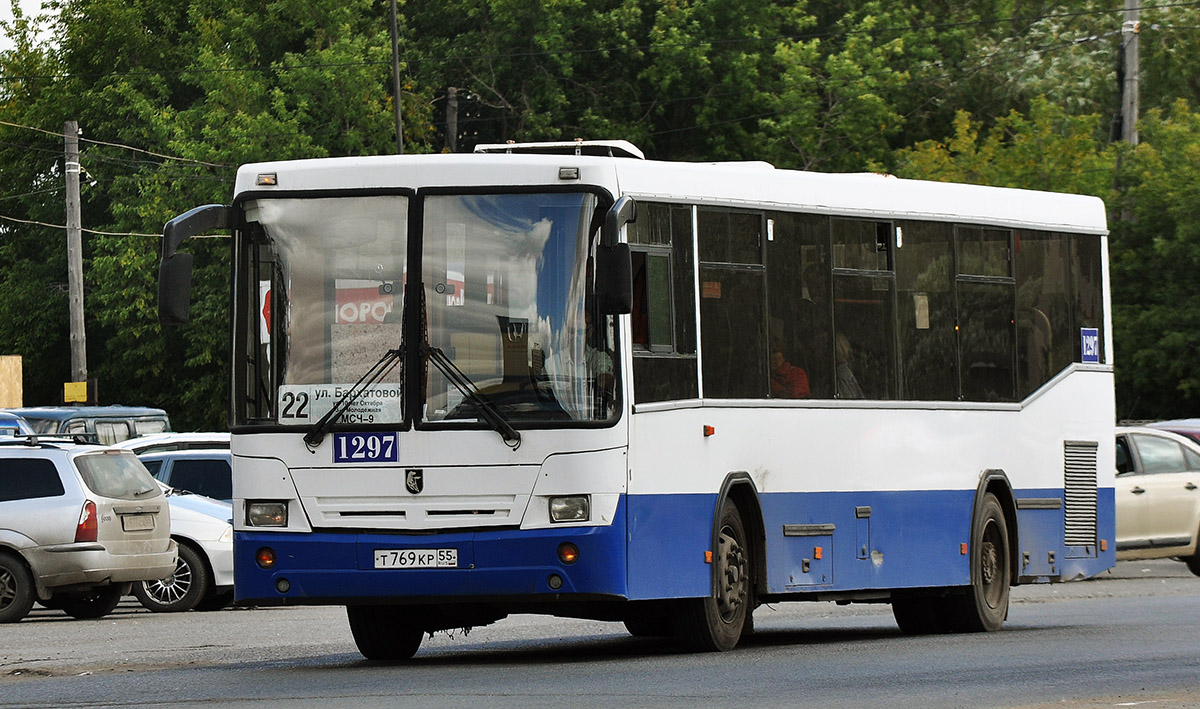 Omsk region, NefAZ-5299 č. 1297