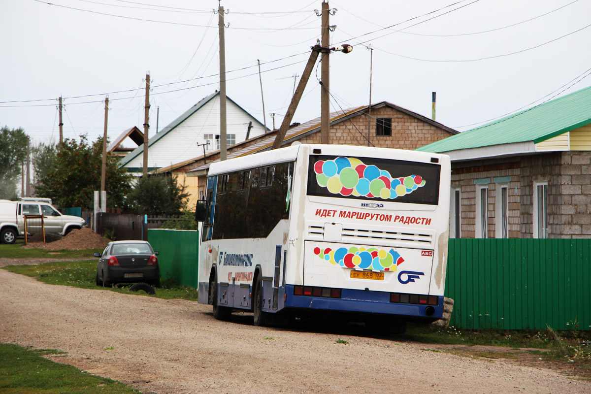 Bashkortostan, NefAZ-5299-10-32 # 0049