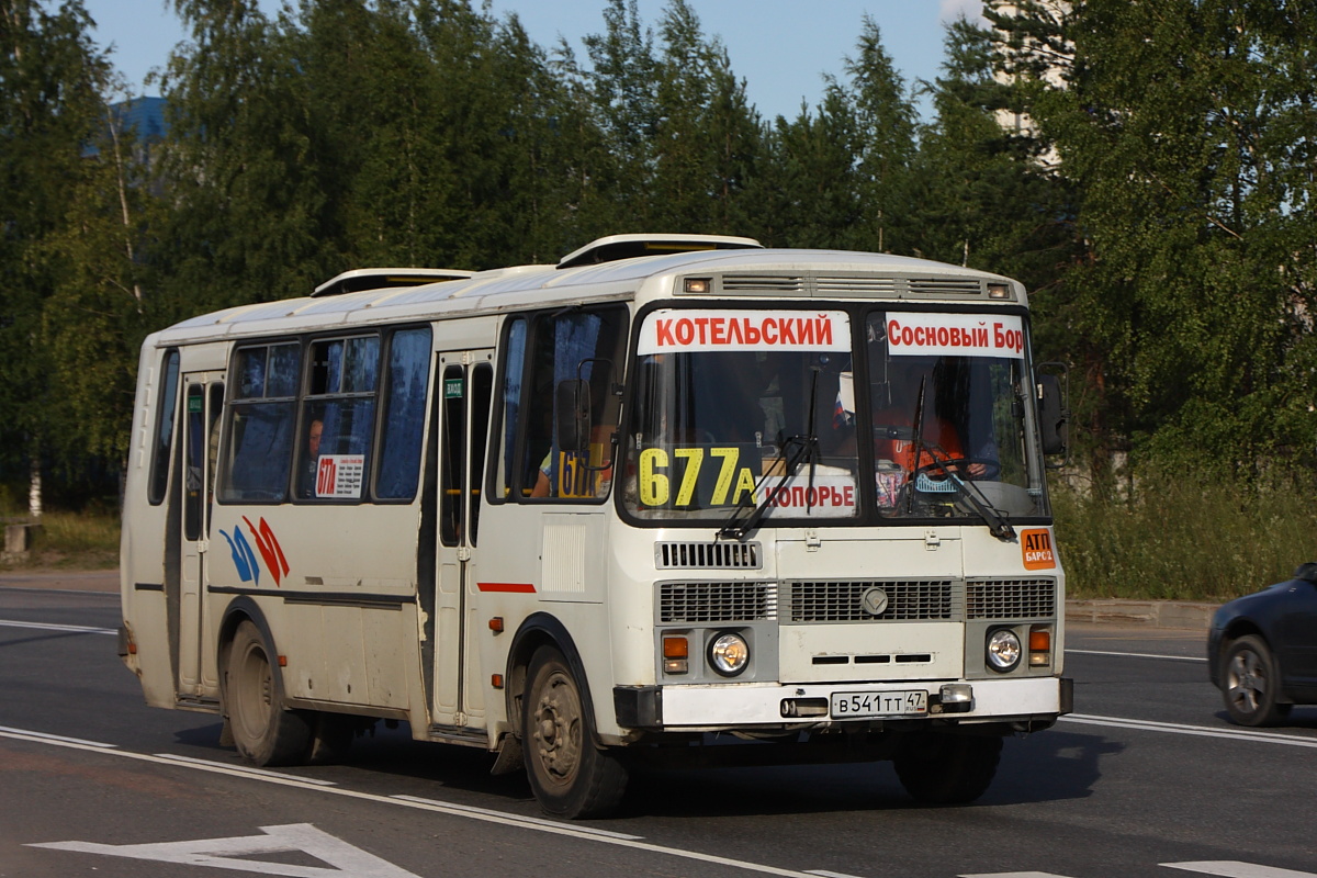 Leningrad Gebiet, PAZ-4234-05 Nr. В 541 ТТ 47