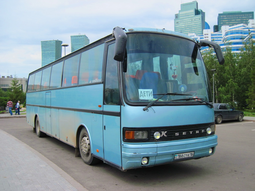 Setra 215h