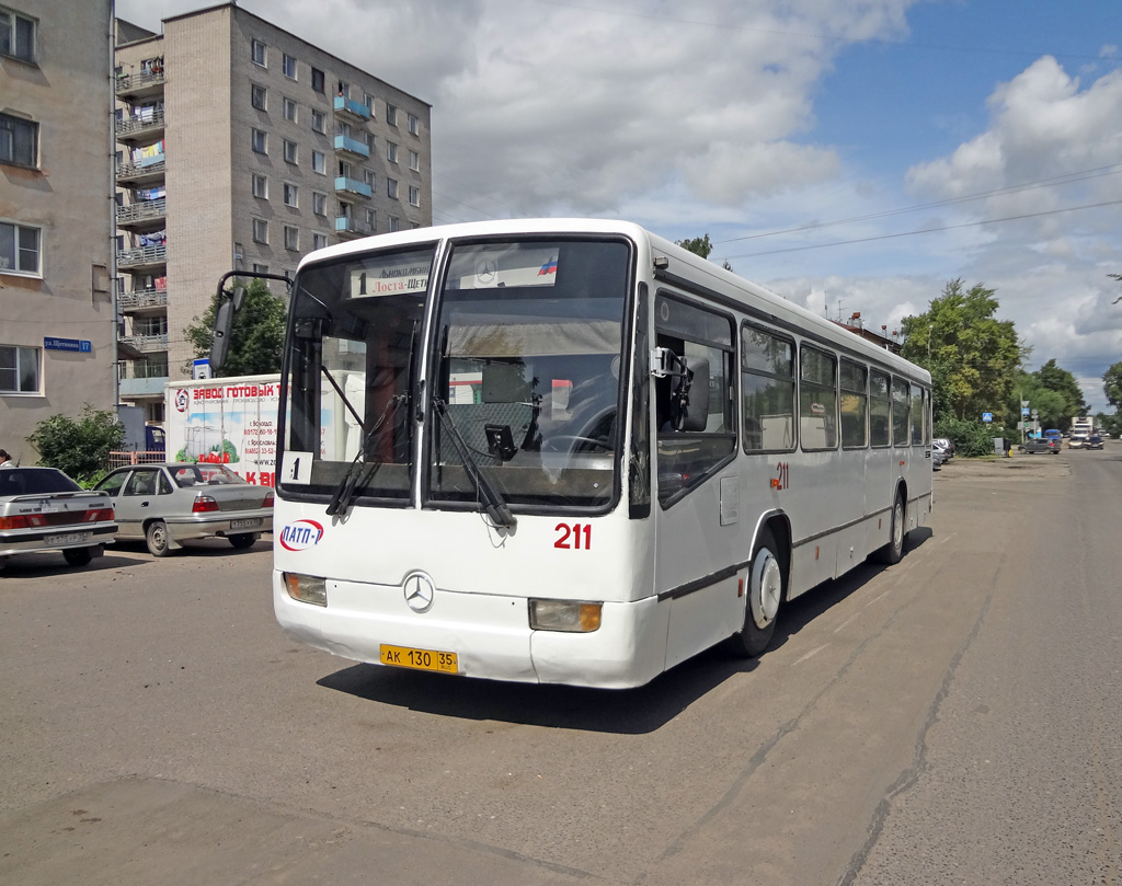Vologda region, Mercedes-Benz O345 # 211