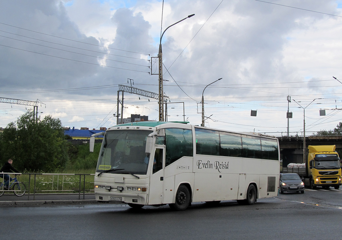 Карелия, Irizar Century 12.35 № К 042 УО 10