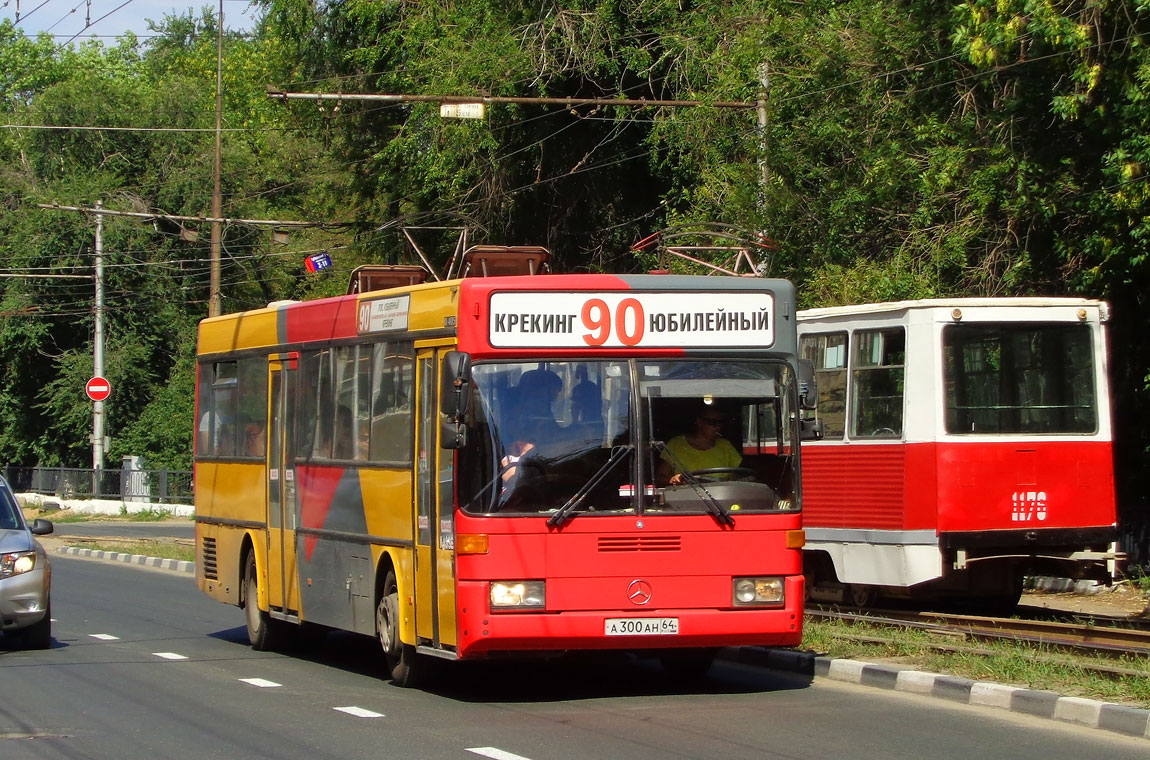 Саратовская область, Mercedes-Benz O405 № А 300 АН 64