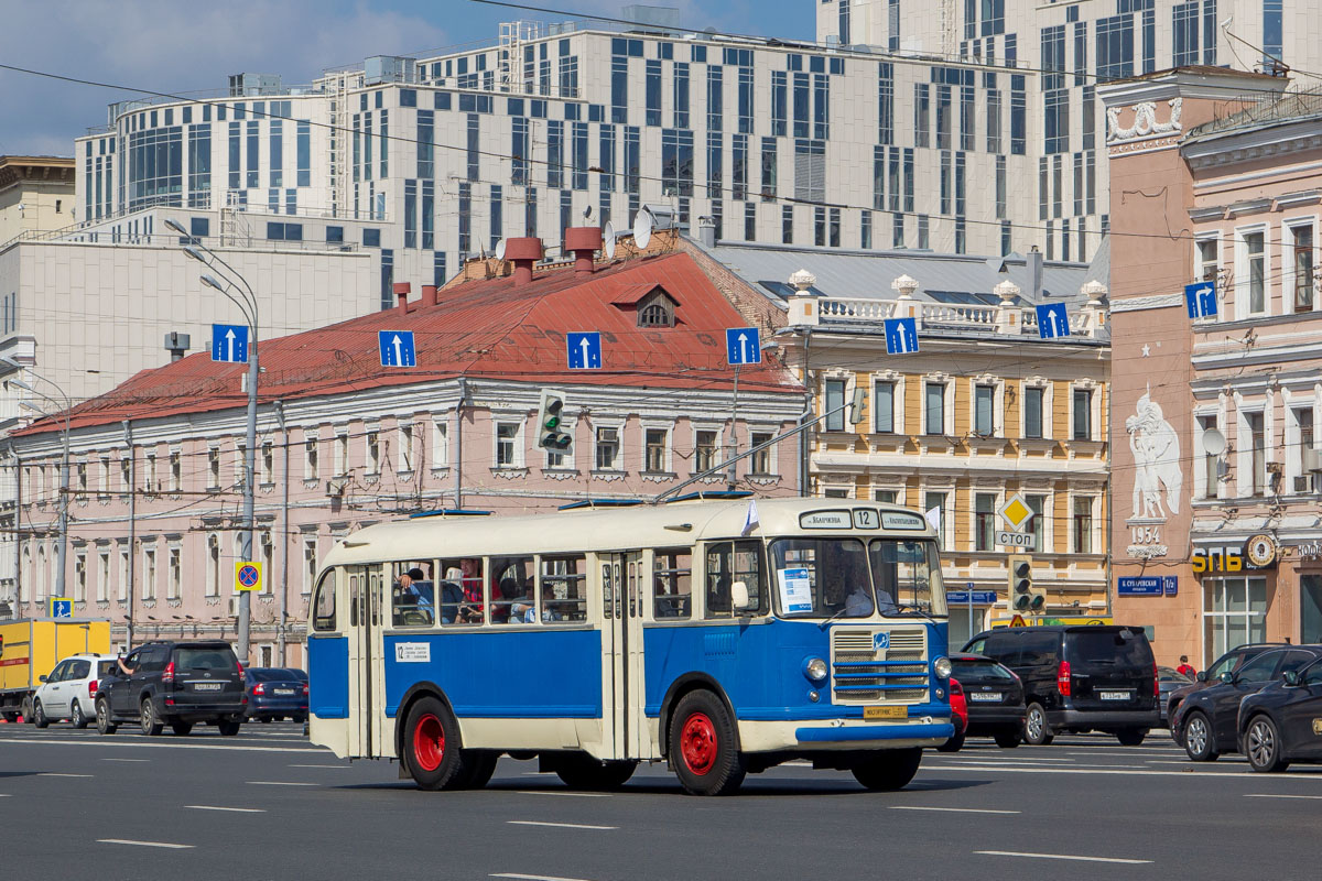 Москва, ЗиЛ-158В № 03