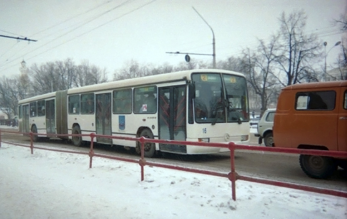 Kostroma region, Mercedes-Benz O345G č. 16