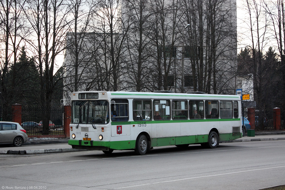 Москва, ЛиАЗ-5256.00 № 19115