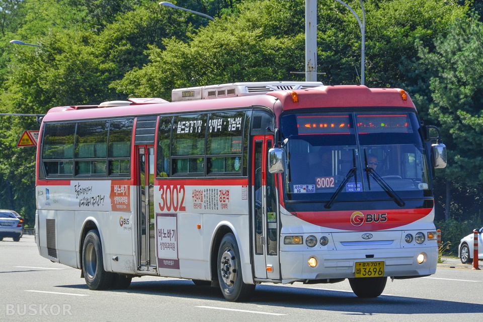 Южная Корея, Hyundai AeroSpace LS № 경기 70 바 3696