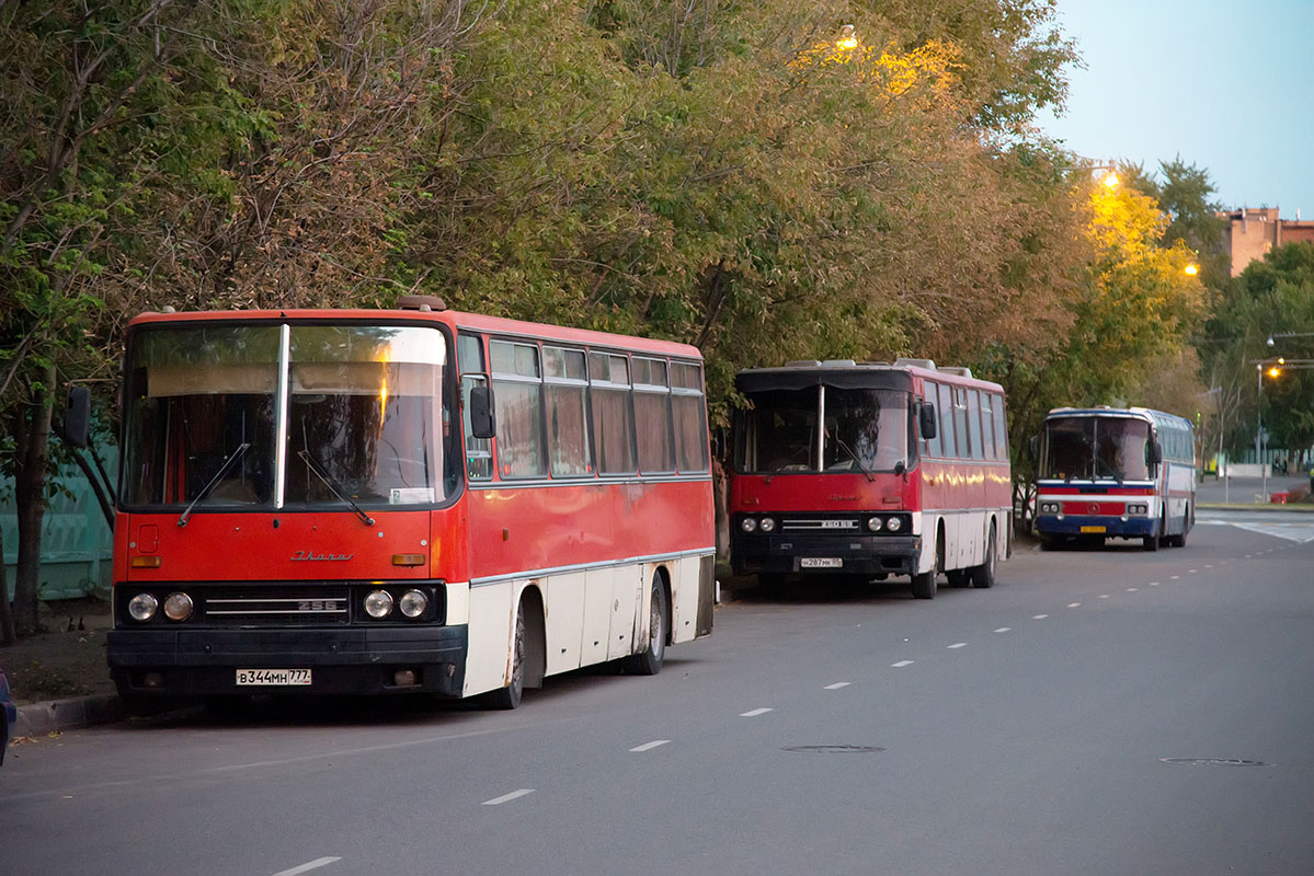 Москва, Ikarus 256.74 № В 344 МН 777