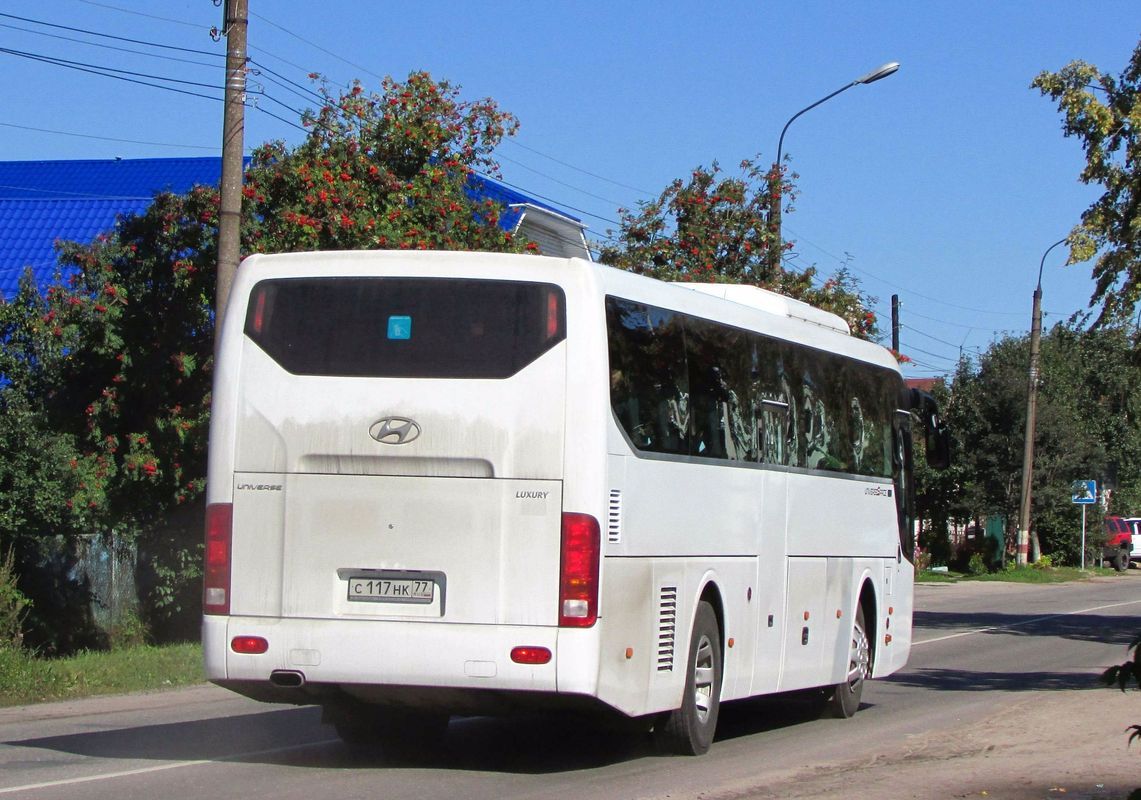 Nizhegorodskaya region, Hyundai Universe Space Luxury # С 117 НК 77