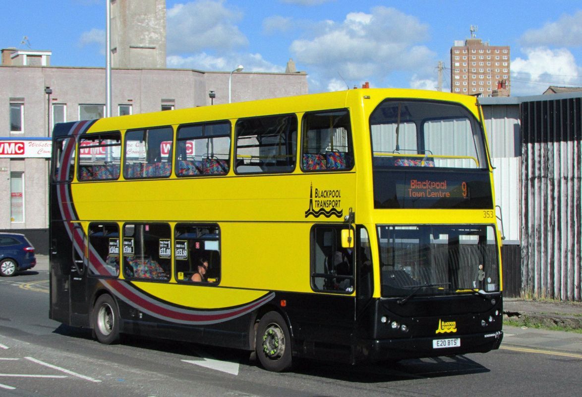 Великобритания, East Lancs Myllennium Lowlander № 353