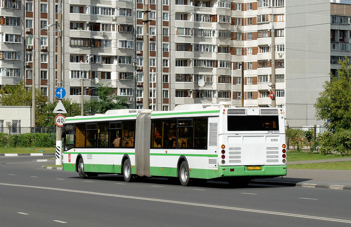 Moskau, LiAZ-6213.21 Nr. 02505