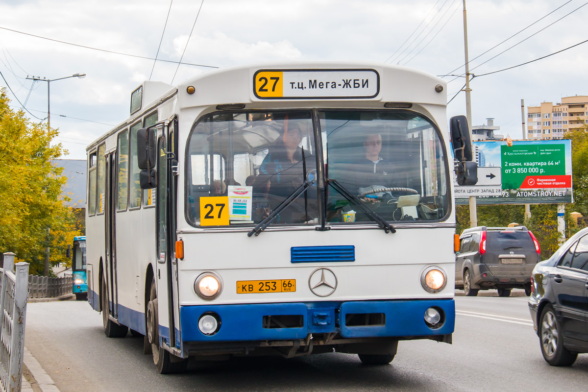 Свердловская область, Mercedes-Benz O305 № КВ 253 66