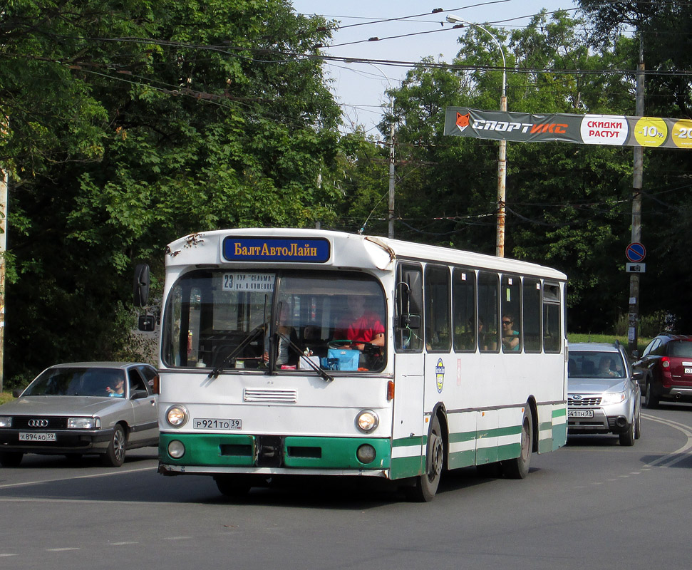 Калининградская область, Mercedes-Benz O305 № 208