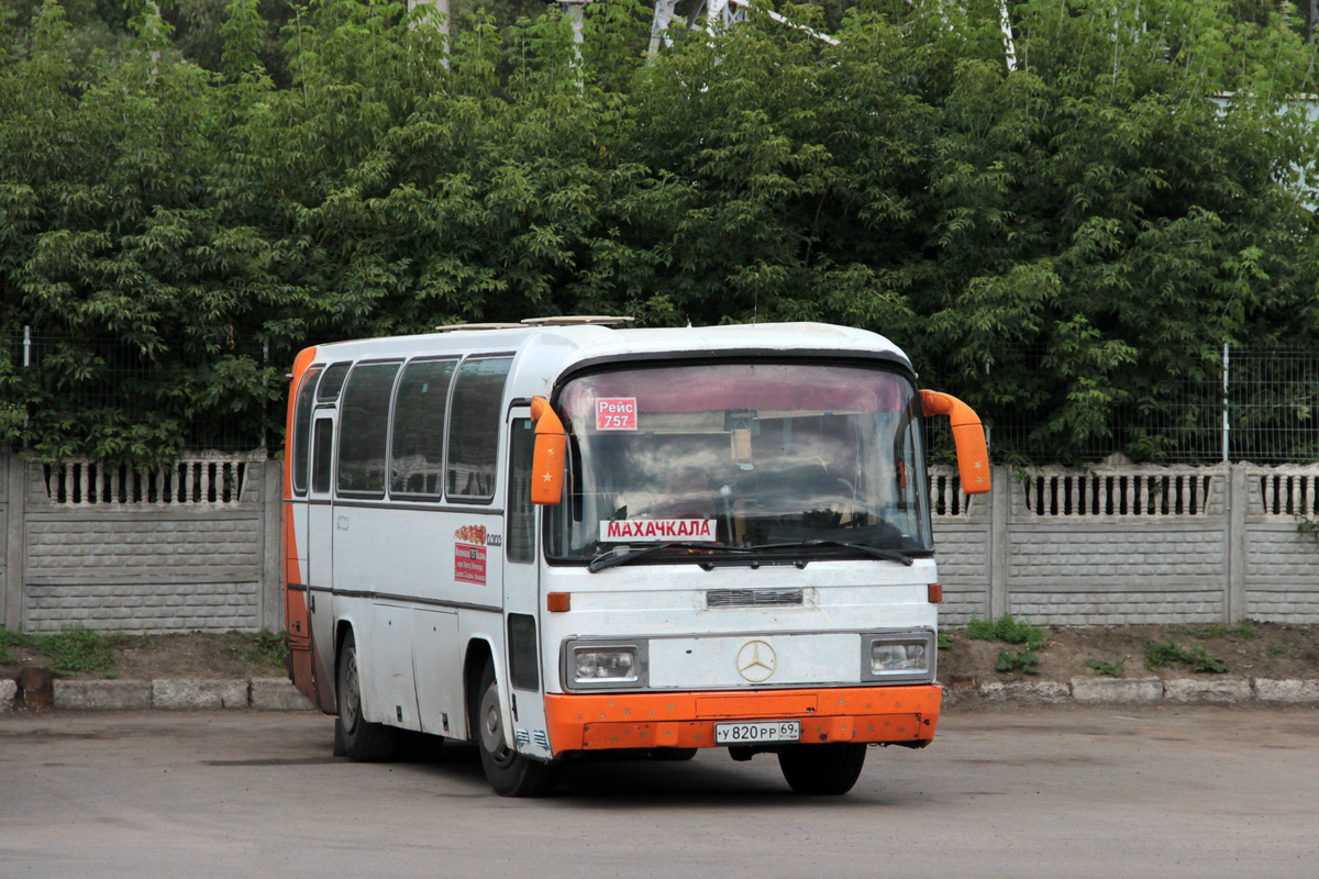 Dagesztán, Mercedes-Benz O303-9RHP sz.: У 820 РР 69