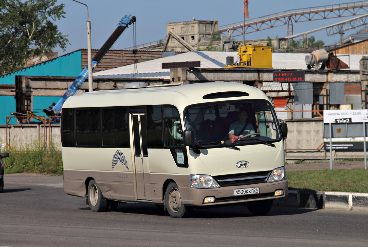 Красноярский край, Hyundai County Deluxe № В 530 КК 124