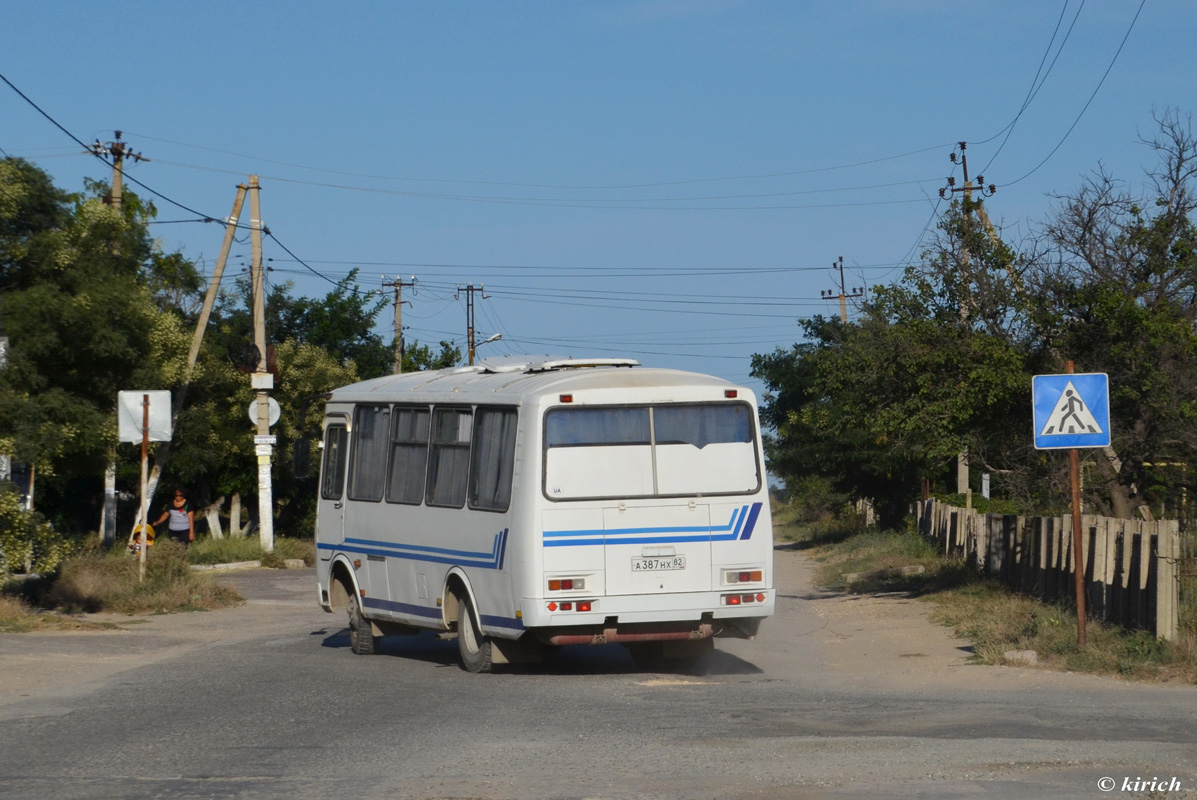 Республика Крым, ПАЗ-32051-110 № А 387 НХ 82