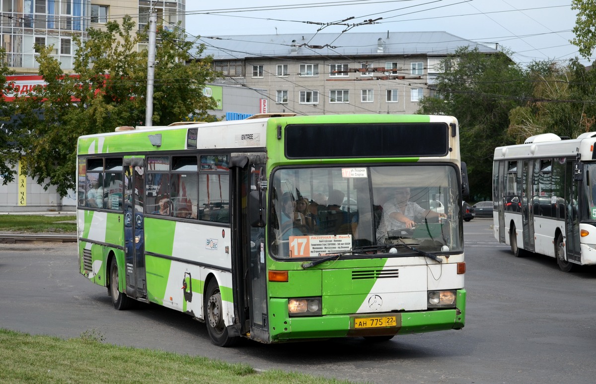 Алтайский край, Mercedes-Benz O405 № АН 775 22