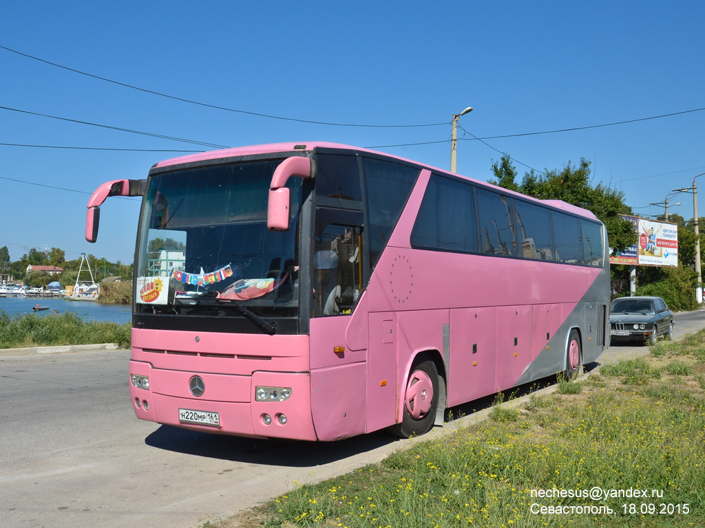 Ростовская область, Mercedes-Benz № Н 220 МР 161