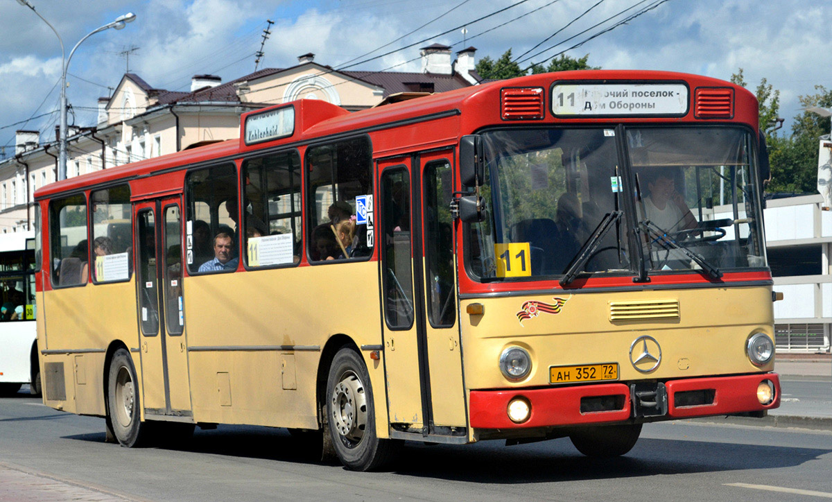 Tumen region, Mercedes-Benz O305 № АН 352 72