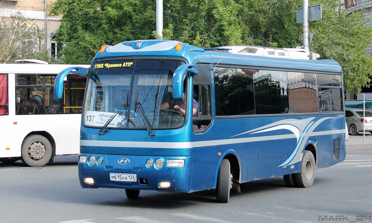 Красноярский край, Hyundai New Super AeroTown № М 615 НА 124