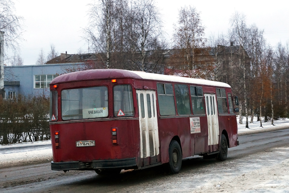 Архангельская область, ЛиАЗ-677М № В 916 РК 29