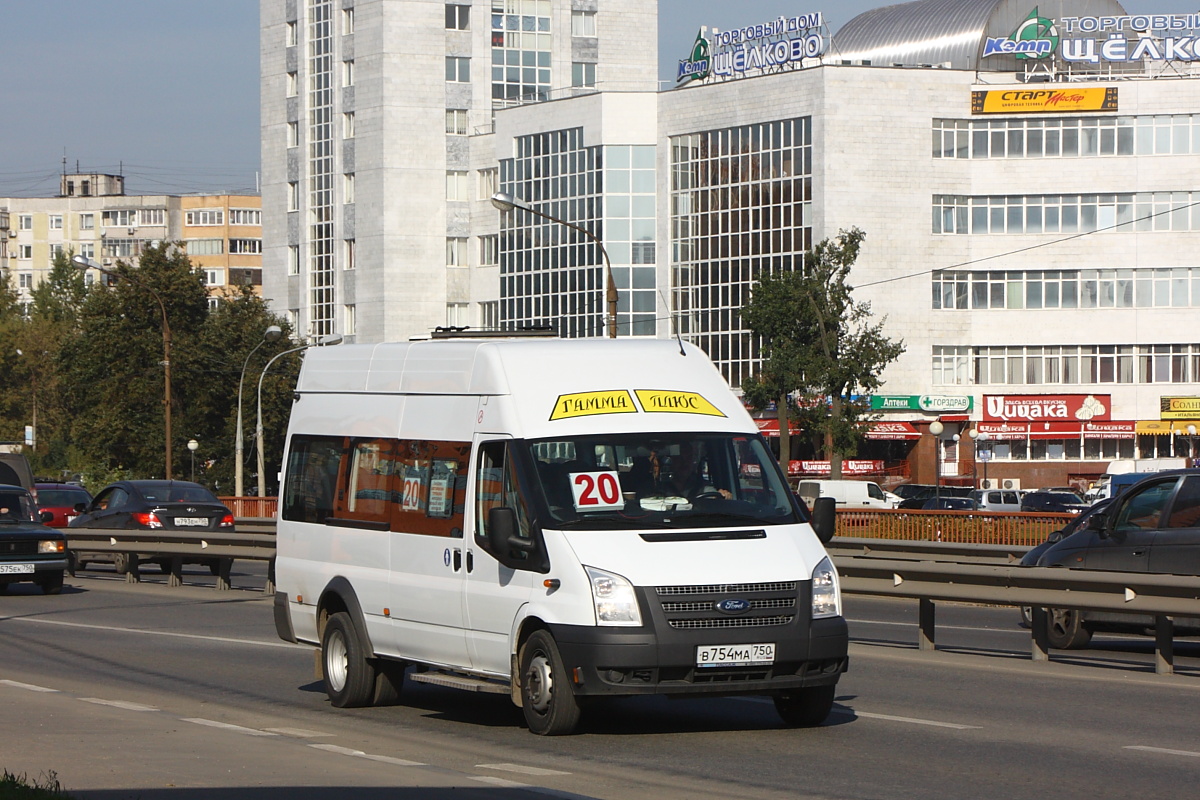 Московская область, Автодом (Ford Transit) № В 754 МА 750