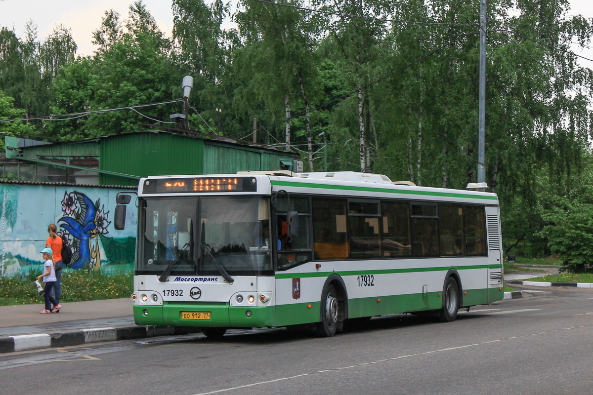 Москва, ЛиАЗ-5292.21 № 17932