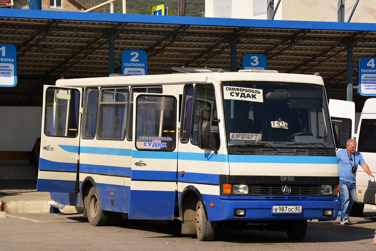 Автостанция симферополь. Автостанция Симферополь Судак. Автобусы в Судаке. Симферополь автовокзал автобус.