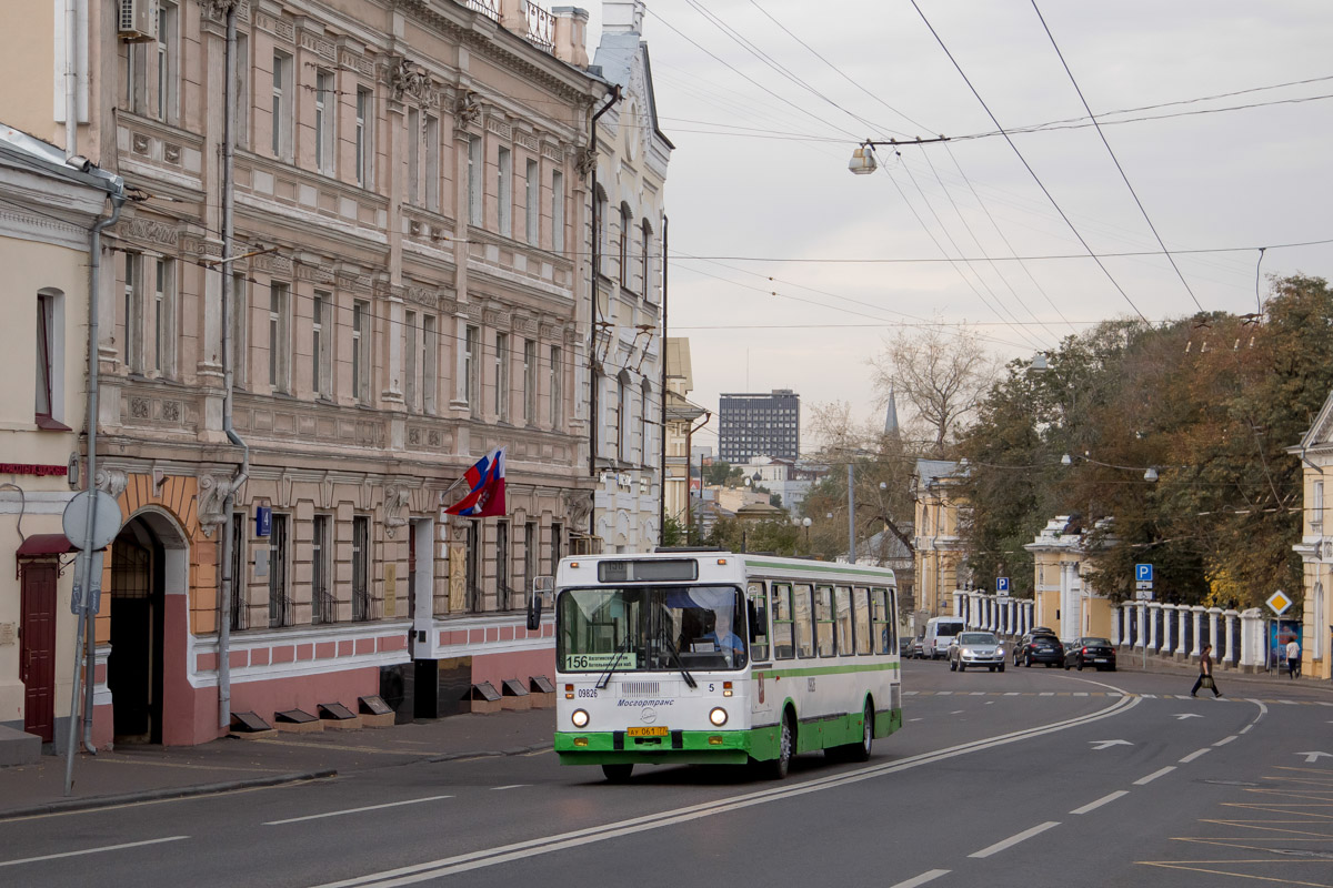 Москва, ЛиАЗ-5256.25 № 09826