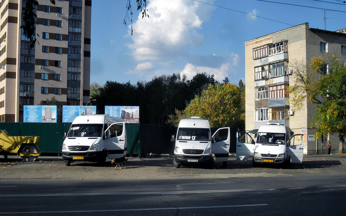 Пензенская область, Луидор-22360C (MB Sprinter) № АХ 314 58; Пензенская область, Луидор-22360C (MB Sprinter) № О 969 РА 58; Пензенская область, Самотлор-НН-323770 (MB Sprinter 411CDI) № АХ 250 58; Пензенская область — Автобусные вокзалы, станции и конечные остановки