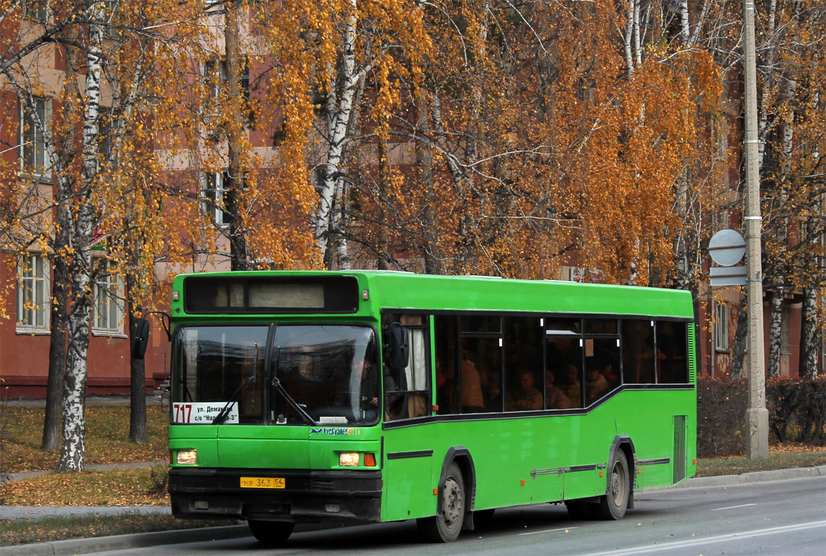 Новосибирская область, МАЗ-104.021 № 3701