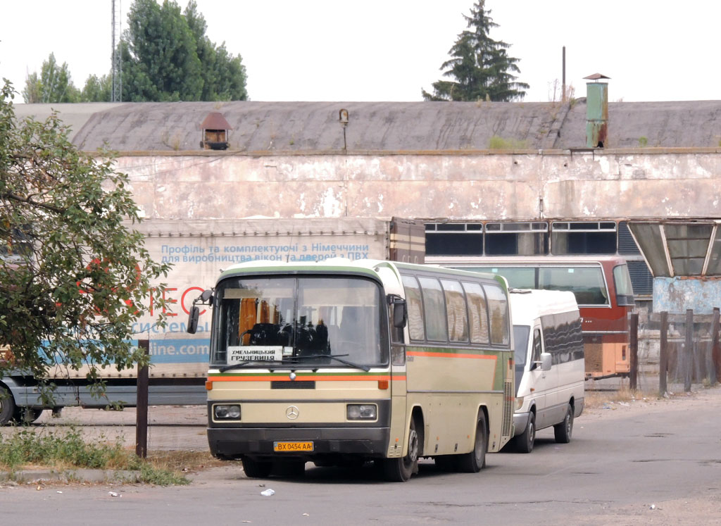 Хмельницкая область, Mercedes-Benz O303-10KHP-L № BX 0454 AA
