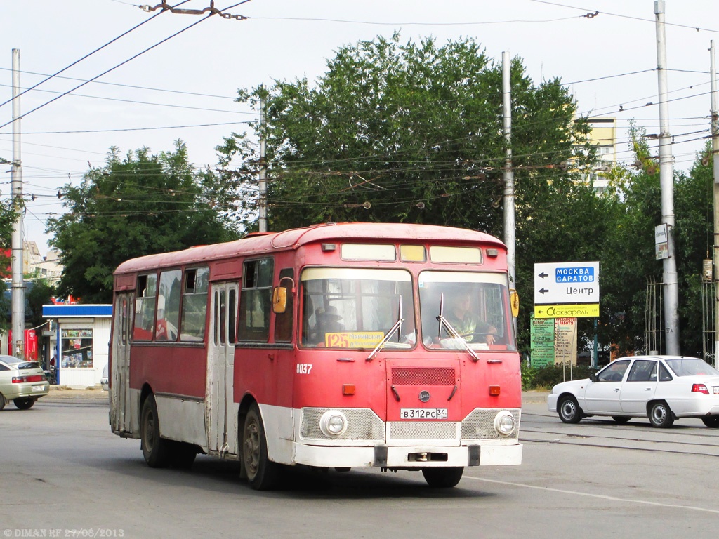 Obwód wołgogradzki, LiAZ-677M Nr 8037