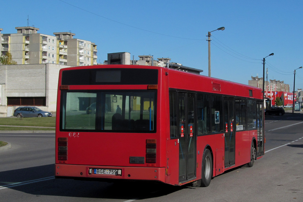 Литва, Van Hool A300 № 682