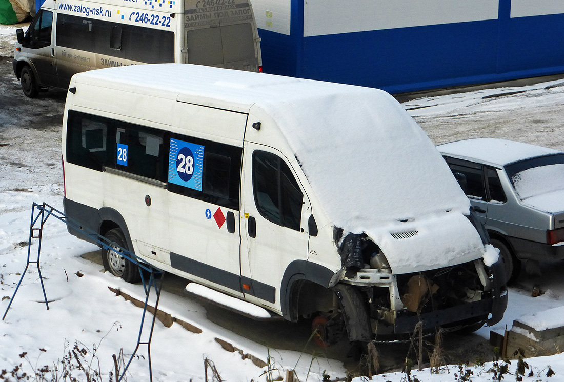 Irkutsk region, Nizhegorodets-FST613 (FIAT Ducato) # Т 352 ХХ 38; Novosibirsk region — No plates buses