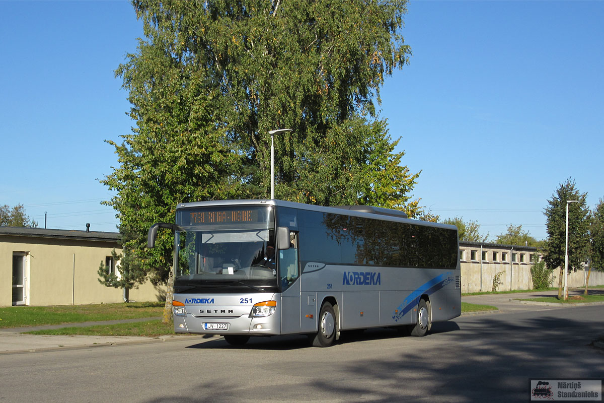 Латвия, Setra S415UL № 251