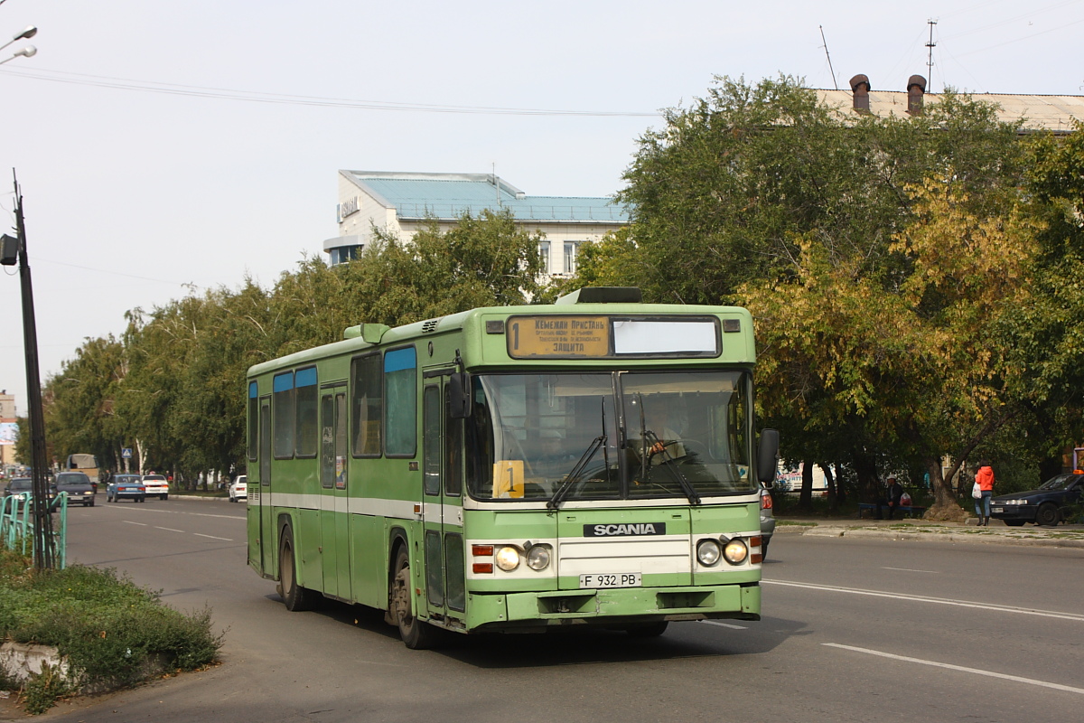 Восточно-Казахстанская область, Scania CN113CLB № F 932 PB