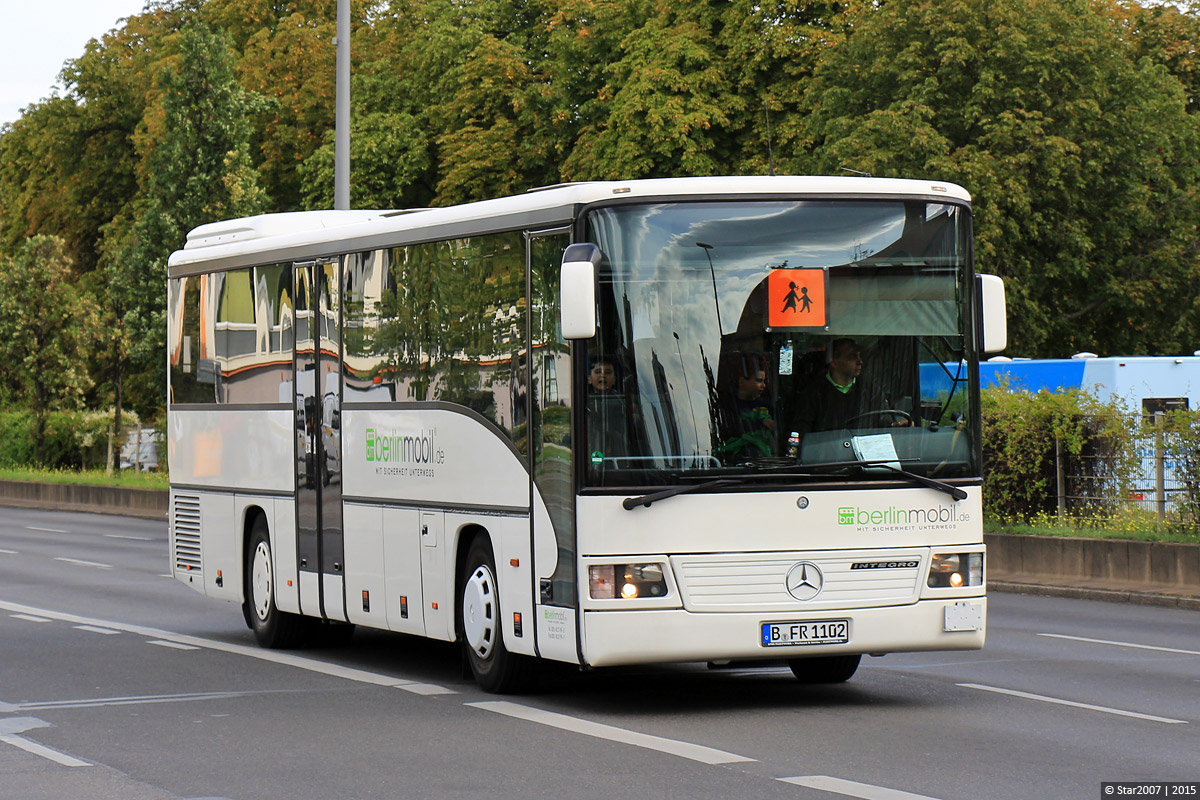 Берлин, Mercedes-Benz O550 Integro № B-FR 1102