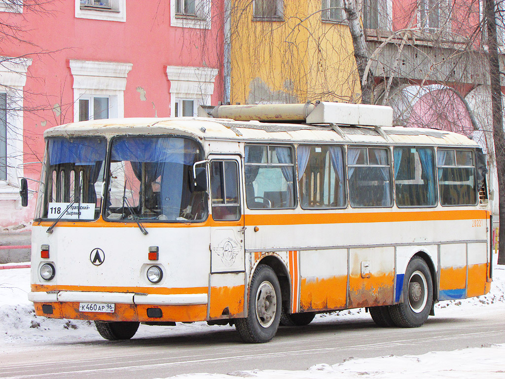 Sverdlovsk region, LAZ-695N # 28221