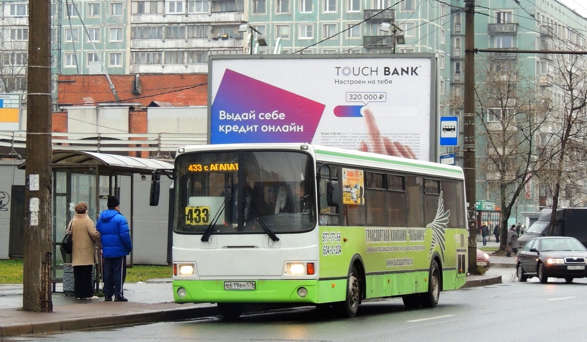 Sankt Petersburg, LiAZ-5256.53 Nr В 619 ВН 178