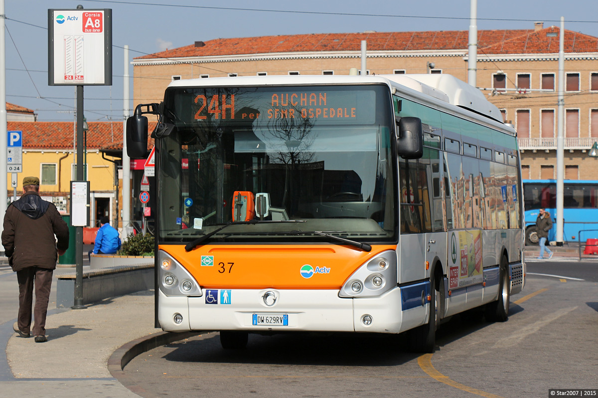 Италия, Irisbus Citelis 12M CNG № 37