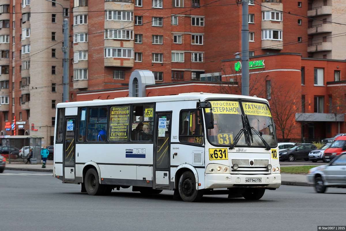 Маршрутка К-631 (Гатчина) в Санкт-Петербурге