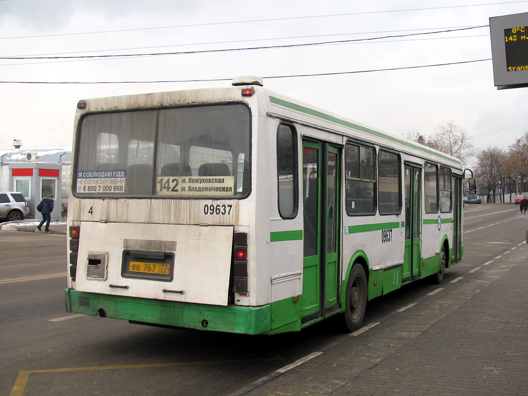 Moskwa, LiAZ-5256.25 Nr 09637