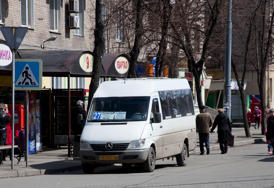 Днепропетровская область, Mercedes-Benz Sprinter W903 313CDI № AE 0057 AB