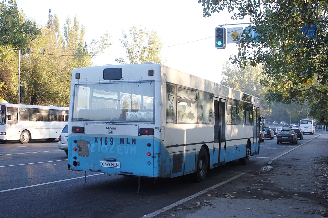 Алматы, MAN 791 SL202 № X 169 MLN