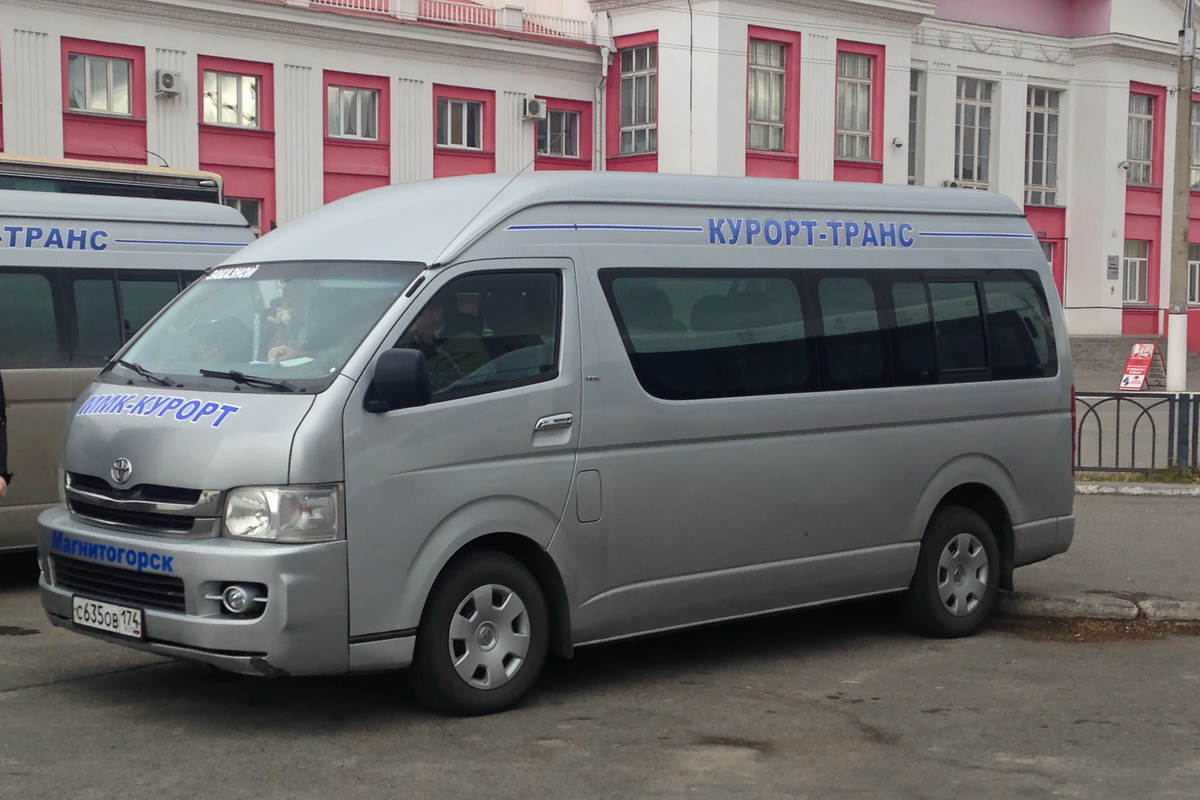 Chelyabinsk region, Toyota HiAce (H200) č. С 635 ОВ 174 — Foto — Autobusová  doprava