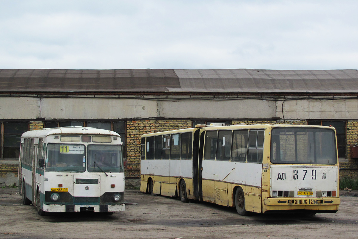 Пензенская область, ЛиАЗ-677М № 3040; Пензенская область, Ikarus 280.03 № 1189; Пензенская область — АТП