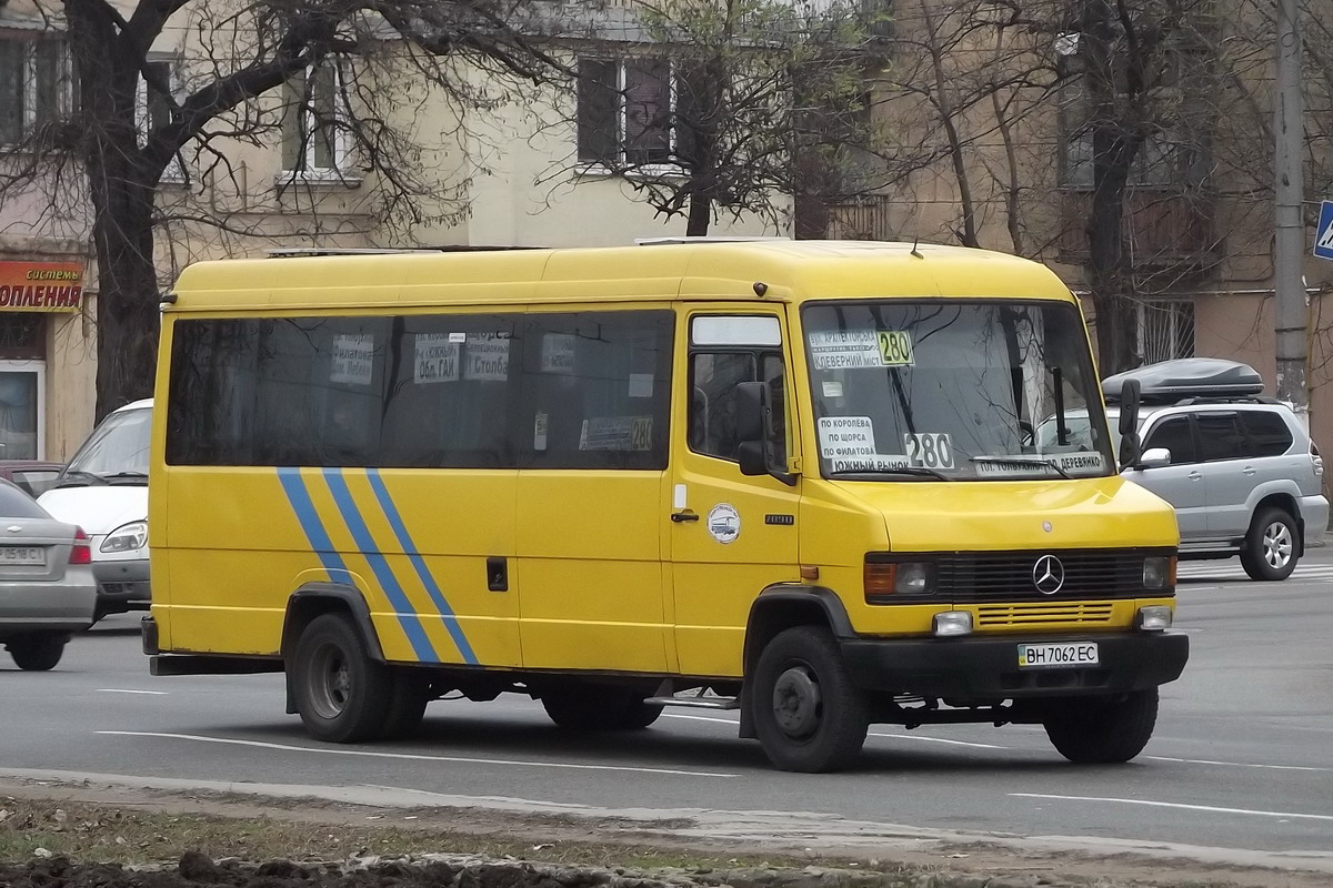 Odessa region, Mercedes-Benz T2 709D # 318